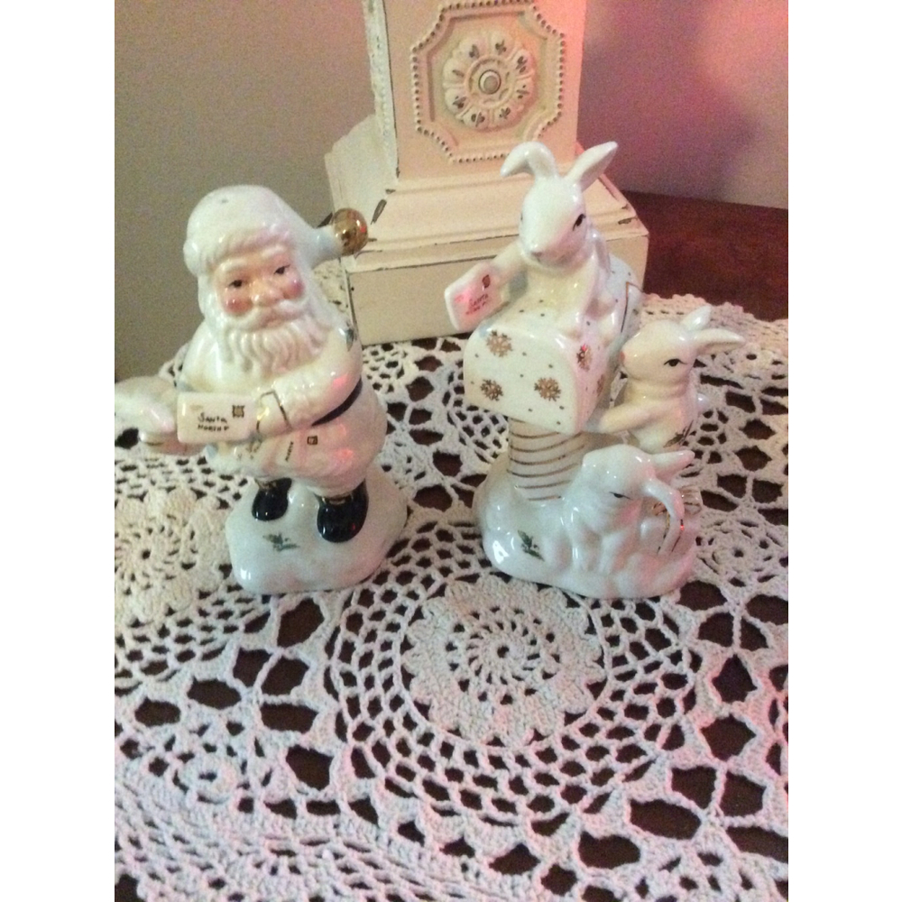 Unbranded White Gold Santa & Bunny Rabbit Salt & Pepper Shakers One Size